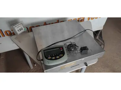 LOTE 190 - 01 BALANÇA CHAMP . (NO ESTADO EM QUE SE ENCONTRA. SUJEITO A AVARIAS OCULTAS/VISÍVEIS.) AV9698Y