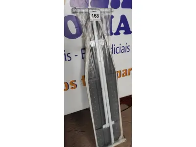 LOTE 163 - 01 TÁBUA DE PASSAR ROUPAS. (NO ESTADO EM QUE SE ENCONTRA. SUJEITO A AVARIAS OCULTAS/VISÍVEIS.)