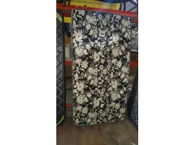 LOTE 288 - 01 COLCHÃO SOLTEIRO 1,87CM X 0,97CM. (NO ESTADO EM QUE SE ENCONTRA. SUJEITO A AVARIAS OCULTAS/VISÍVEIS.) BJ7412E