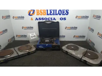 LOTE 016 - 03 FOGÕES ELÉTRICOS PORTÁTEIS MARCAS E MODELOS DIVERSOS. (NO ESTADO) ATENÇÃO! FAZER A VISITAÇÃO ANTES DE ARREMATAR, NÃO SABEMOS SE FUNCIONA, LEILÃO NÃO TEM GARANTIA E NEM DEVOLUÇÃO, SUJEITO A POSSÍVEIS AVARIAS VISÍVEIS/OCULTAS E/OU AUSÊNCIA DE COMPONENTES.