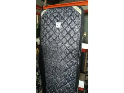 LOTE 287 - 01 COLCHÃO SOLTEIRO 1,88CM X 0,88CM. (NO ESTADO EM QUE SE ENCONTRA. SUJEITO A AVARIAS OCULTAS/VISÍVEIS.) AU2472A