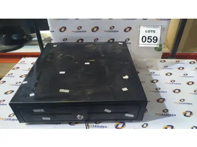 01 GAVETA DE DINHEIRO. (NO ESTADO) ATENÇÃO! FAZER A VISITAÇÃO ANTES DE ARREMATAR, NÃO SABEMOS SE FUNCIONA, LEILÃO NÃO TEM GARANTIA E NEM DEVOLUÇÃO, SUJEITO A POSSÍVEIS AVARIAS VISÍVEIS/OCULTAS E/OU AUSÊNCIA DE COMPONENTES.