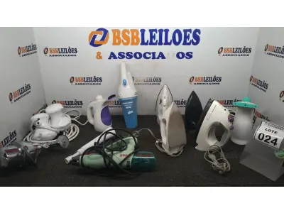 LOTE 024 - 04 FERROS DE PASSAR,01 ASPIRADORDE PÓ, 03 VAPORIZADORES DE ROUPAS E 03 CHUVEIROS. (NO ESTADO) ATENÇÃO! FAZER A VISITAÇÃO ANTES DE ARREMATAR, NÃO SABEMOS SE FUNCIONA, LEILÃO NÃO TEM GARANTIA E NEM DEVOLUÇÃO, SUJEITO A POSSÍVEIS AVARIAS VISÍVEIS/OCULTAS E/OU AUSÊNCIA DE COMPONENTES.