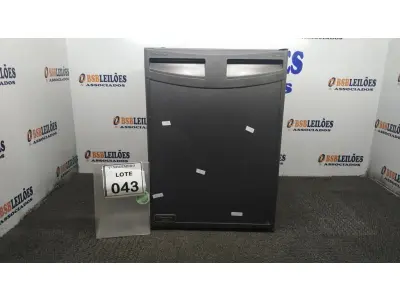 LOTE 043 - 01 FRIGOBAR 220V MARCA ELECTROLUX. (NO ESTADO) ATENÇÃO! FAZER A VISITAÇÃO ANTES DE ARREMATAR, NÃO SABEMOS SE FUNCIONA, LEILÃO NÃO TEM GARANTIA E NEM DEVOLUÇÃO, SUJEITO A POSSÍVEIS AVARIAS VISÍVEIS/OCULTAS E/OU AUSÊNCIA DE COMPONENTES.