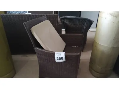 LOTE 268 - 01 CADEIRA DE JARDIM. (NO ESTADO EM QUE SE ENCONTRA. SUJEITO A AVARIAS OCULTAS/VISÍVEIS.) BH1566D