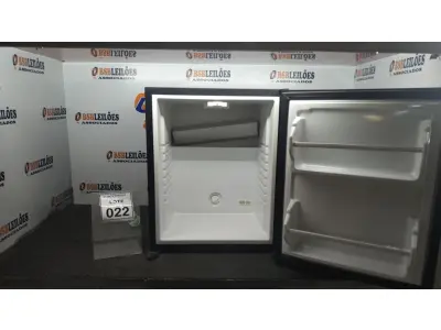 LOTE 022 - 01 FRIGOBAR. (NO ESTADO) ATENÇÃO! FAZER A VISITAÇÃO ANTES DE ARREMATAR, NÃO SABEMOS SE FUNCIONA, LEILÃO NÃO TEM GARANTIA E NEM DEVOLUÇÃO, SUJEITO A POSSÍVEIS AVARIAS VISÍVEIS/OCULTAS E/OU AUSÊNCIA DE COMPONENTES.