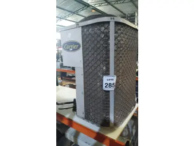 LOTE 285 - 01 CONDENSADORA 36.000 BTUS MARCA CARRIER. (NO ESTADO) ATENÇÃO! FAZER A VISITAÇÃO ANTES DE ARREMATAR, NÃO SABEMOS SE FUNCIONA, LEILÃO NÃO TEM GARANTIA E NEM DEVOLUÇÃO, SUJEITO A POSSÍVEIS AVARIAS VISÍVEIS/OCULTAS E/OU AUSÊNCIA DE COMPONENTES.