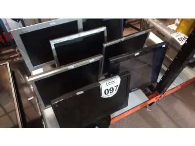 LOTE 097 - 07 MONITORES LCD DE MARCAS E MODELOS DIVERSOS. (NO ESTADO) ATENÇÃO! FAZER A VISITAÇÃO ANTES DE ARREMATAR, NÃO SABEMOS SE FUNCIONA, LEILÃO NÃO TEM GARANTIA E NEM DEVOLUÇÃO, SUJEITO A POSSÍVEIS AVARIAS VISÍVEIS/OCULTAS E/OU AUSÊNCIA DE COMPONENTES.