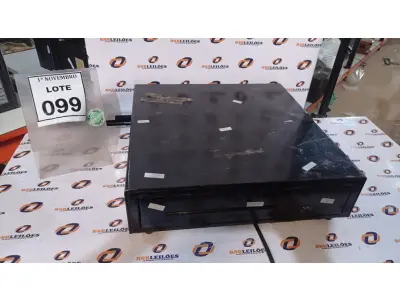 LOTE 099 - 01 GAVETA DE DINHEIRO. (NO ESTADO) ATENÇÃO! FAZER A VISITAÇÃO ANTES DE ARREMATAR, NÃO SABEMOS SE FUNCIONA, LEILÃO NÃO TEM GARANTIA E NEM DEVOLUÇÃO, SUJEITO A POSSÍVEIS AVARIAS VISÍVEIS/OCULTAS E/OU AUSÊNCIA DE COMPONENTES.