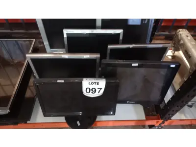 07 MONITORES LCD DE MARCAS E MODELOS DIVERSOS. (NO ESTADO) ATENÇÃO! FAZER A VISITAÇÃO ANTES DE ARREMATAR, NÃO SABEMOS SE FUNCIONA, LEILÃO NÃO TEM GARANTIA E NEM DEVOLUÇÃO, SUJEITO A POSSÍVEIS AVARIAS VISÍVEIS/OCULTAS E/OU AUSÊNCIA DE COMPONENTES.