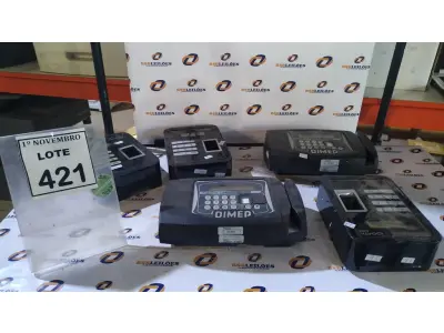 LOTE 421 - 05 RELÓGIOS DE PONTO MARCAS DIMEP E IDDATA. (NO ESTADO) ATENÇÃO! FAZER A VISITAÇÃO ANTES DE ARREMATAR, NÃO SABEMOS SE FUNCIONA, LEILÃO NÃO TEM GARANTIA E NEM DEVOLUÇÃO, SUJEITO A POSSÍVEIS AVARIAS VISÍVEIS/OCULTAS E/OU AUSÊNCIA DE COMPONENTES.