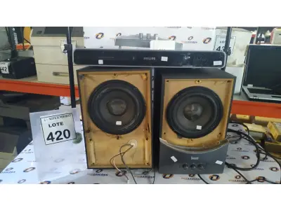 LOTE 420 - 01 DVD HOME THEATER MARCA PHILCO COM 02 CAIXAS MARCAS DIVOOM. (NO ESTADO) ATENÇÃO! FAZER A VISITAÇÃO ANTES DE ARREMATAR, NÃO SABEMOS SE FUNCIONA, LEILÃO NÃO TEM GARANTIA E NEM DEVOLUÇÃO, SUJEITO A POSSÍVEIS AVARIAS VISÍVEIS/OCULTAS E/OU AUSÊNCIA DE COMPONENTES.