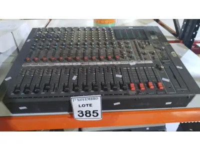LOTE 385 - 01 MESA DE SOM 12 CANAIS MODELO MXP-390 MARCA SONY. (NO ESTADO) ATENÇÃO! FAZER A VISITAÇÃO ANTES DE ARREMATAR, NÃO SABEMOS SE FUNCIONA, LEILÃO NÃO TEM GARANTIA E NEM DEVOLUÇÃO, SUJEITO A POSSÍVEIS AVARIAS VISÍVEIS/OCULTAS E/OU AUSÊNCIA DE COMPONENTES.