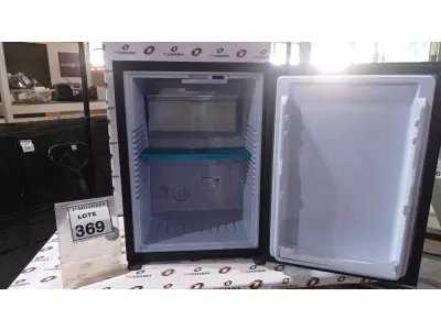 LOTE 369 - 01 FRIGOBAR 127V MARCA DOMETIC. (NO ESTADO) ATENÇÃO! FAZER A VISITAÇÃO ANTES DE ARREMATAR, NÃO SABEMOS SE FUNCIONA, LEILÃO NÃO TEM GARANTIA E NEM DEVOLUÇÃO, SUJEITO A POSSÍVEIS AVARIAS VISÍVEIS/OCULTAS E/OU AUSÊNCIA DE COMPONENTES.