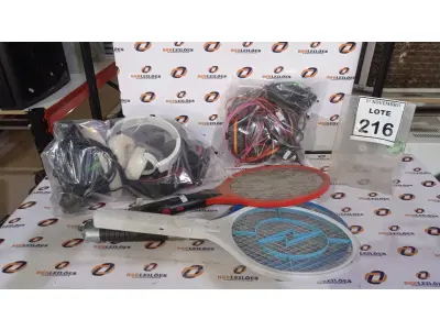 LOTE 216 - 01 LOTE COM VÁRIOS HEADPHONES E RAQUETES ELÉTRICAS. (NO ESTADO) ATENÇÃO! FAZER A VISITAÇÃO ANTES DE ARREMATAR, NÃO SABEMOS SE FUNCIONA, LEILÃO NÃO TEM GARANTIA E NEM DEVOLUÇÃO, SUJEITO A POSSÍVEIS AVARIAS VISÍVEIS/OCULTAS E/OU AUSÊNCIA DE COMPONENTES.
