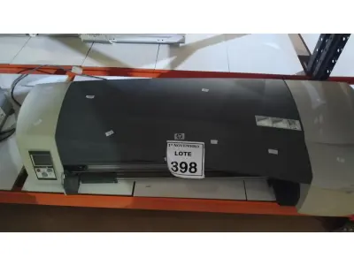 01 PLOTTER DE MESA MODELO DESIGNJET 111 MARCA HP. (NO ESTADO) ATENÇÃO! FAZER A VISITAÇÃO ANTES DE ARREMATAR, NÃO SABEMOS SE FUNCIONA, LEILÃO NÃO TEM GARANTIA E NEM DEVOLUÇÃO, SUJEITO A POSSÍVEIS AVARIAS VISÍVEIS/OCULTAS E/OU AUSÊNCIA DE COMPONENTES.