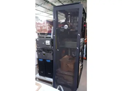 01 RACK SERVIDOR DESMONTADO MARCA DELL  COM 34 MEMÓRIAS E GRANDE QUANTIDADE DE TECLADOS. (NO ESTADO) ATENÇÃO! FAZER A VISITAÇÃO ANTES DE ARREMATAR, NÃO SABEMOS SE FUNCIONA, LEILÃO NÃO TEM GARANTIA E NEM DEVOLUÇÃO, SUJEITO A POSSÍVEIS AVARIAS VISÍVEIS/OCULTAS E/OU AUSÊNCIA DE COMPONENTES.