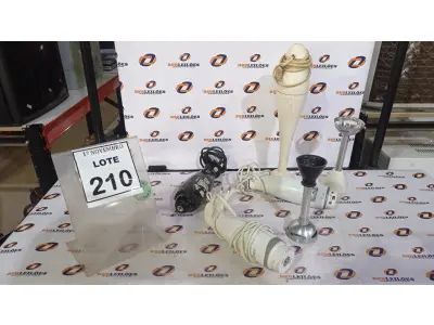 LOTE 210 - 01 LOTE COM VÁRIOS MIXER DE ALIMENTOS. (NO ESTADO) ATENÇÃO! FAZER A VISITAÇÃO ANTES DE ARREMATAR, NÃO SABEMOS SE FUNCIONA, LEILÃO NÃO TEM GARANTIA E NEM DEVOLUÇÃO, SUJEITO A POSSÍVEIS AVARIAS VISÍVEIS/OCULTAS E/OU AUSÊNCIA DE COMPONENTES.