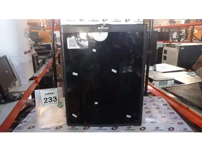 01 FRIGOBAR 220V MARCA DOMETIC. (NO ESTADO) ATENÇÃO! FAZER A VISITAÇÃO ANTES DE ARREMATAR, NÃO SABEMOS SE FUNCIONA, LEILÃO NÃO TEM GARANTIA E NEM DEVOLUÇÃO, SUJEITO A POSSÍVEIS AVARIAS VISÍVEIS/OCULTAS E/OU AUSÊNCIA DE COMPONENTES.