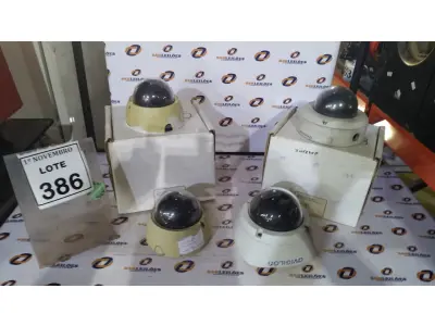 04 CÂMERAS DE MONITORAMENTO TIPO DOME MARCA AVIGILON. (NO ESTADO) ATENÇÃO! FAZER A VISITAÇÃO ANTES DE ARREMATAR, NÃO SABEMOS SE FUNCIONA, LEILÃO NÃO TEM GARANTIA E NEM DEVOLUÇÃO, SUJEITO A POSSÍVEIS AVARIAS VISÍVEIS/OCULTAS E/OU AUSÊNCIA DE COMPONENTES.
