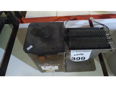 LOTE 399 - 01 MÁQUINA AMACIADORA DE BIFE MARCA SKYMSEN. (NO ESTADO) ATENÇÃO! FAZER A VISITAÇÃO ANTES DE ARREMATAR, NÃO SABEMOS SE FUNCIONA, LEILÃO NÃO TEM GARANTIA E NEM DEVOLUÇÃO, SUJEITO A POSSÍVEIS AVARIAS VISÍVEIS/OCULTAS E/OU AUSÊNCIA DE COMPONENTES.