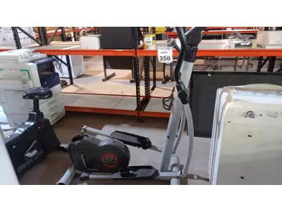 LOTE 356 - 01 APARELHO ELÍPTICO DE ACADEMIA. (NO ESTADO) ATENÇÃO! FAZER A VISITAÇÃO ANTES DE ARREMATAR, NÃO SABEMOS SE FUNCIONA, LEILÃO NÃO TEM GARANTIA E NEM DEVOLUÇÃO, SUJEITO A POSSÍVEIS AVARIAS VISÍVEIS/OCULTAS E/OU AUSÊNCIA DE COMPONENTES.