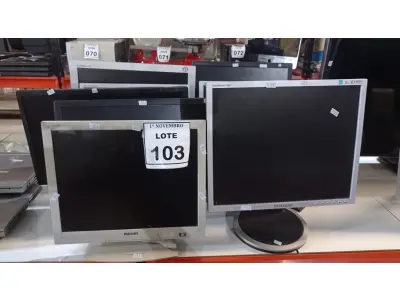 09 MONITORES LCD DE MARCAS E MODELOS DIVERSOS. (NO ESTADO) ATENÇÃO! FAZER A VISITAÇÃO ANTES DE ARREMATAR, NÃO SABEMOS SE FUNCIONA, LEILÃO NÃO TEM GARANTIA E NEM DEVOLUÇÃO, SUJEITO A POSSÍVEIS AVARIAS VISÍVEIS/OCULTAS E/OU AUSÊNCIA DE COMPONENTES.