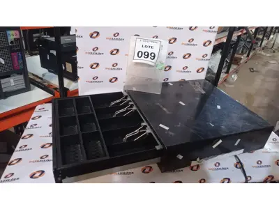 LOTE 099 - 01 GAVETA DE DINHEIRO. (NO ESTADO) ATENÇÃO! FAZER A VISITAÇÃO ANTES DE ARREMATAR, NÃO SABEMOS SE FUNCIONA, LEILÃO NÃO TEM GARANTIA E NEM DEVOLUÇÃO, SUJEITO A POSSÍVEIS AVARIAS VISÍVEIS/OCULTAS E/OU AUSÊNCIA DE COMPONENTES.