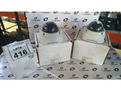 LOTE 416 - 02 CÂMERAS DOME MARCA AVIGILON. (NO ESTADO) ATENÇÃO! FAZER A VISITAÇÃO ANTES DE ARREMATAR, NÃO SABEMOS SE FUNCIONA, LEILÃO NÃO TEM GARANTIA E NEM DEVOLUÇÃO, SUJEITO A POSSÍVEIS AVARIAS VISÍVEIS/OCULTAS E/OU AUSÊNCIA DE COMPONENTES.