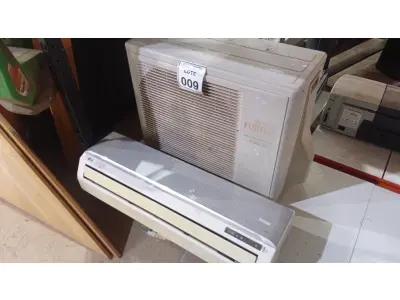 LOTE 009 - 01 CONDENSADORA MARCA FUJITSU E 01 EVAPORADORA 9.000 BTU MARCA LG. (NO ESTADO) ATENÇÃO! FAZER A VISITAÇÃO ANTES DE ARREMATAR, NÃO SABEMOS SE FUNCIONA, LEILÃO NÃO TEM GARANTIA E NEM DEVOLUÇÃO, SUJEITO A POSSÍVEIS AVARIAS VISÍVEIS/OCULTAS E/OU AUSÊNCIA DE COMPONENTES.