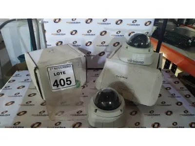 LOTE 405 - 02 CÂMERAS DOME MARCA AVIGILON. (NO ESTADO) ATENÇÃO! FAZER A VISITAÇÃO ANTES DE ARREMATAR, NÃO SABEMOS SE FUNCIONA, LEILÃO NÃO TEM GARANTIA E NEM DEVOLUÇÃO, SUJEITO A POSSÍVEIS AVARIAS VISÍVEIS/OCULTAS E/OU AUSÊNCIA DE COMPONENTES.
