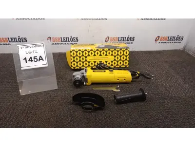 01 ESMERILHADEIRA ANGULAR 850W 220V (PRODUTO NOVO). (NO ESTADO) ATENÇÃO! FAZER A VISITAÇÃO ANTES DE ARREMATAR, NÃO SABEMOS SE FUNCIONA, LEILÃO NÃO TEM GARANTIA E NEM DEVOLUÇÃO, SUJEITO A POSSÍVEIS AVARIAS VISÍVEIS/OCULTAS E/OU AUSÊNCIA DE COMPONENTES.