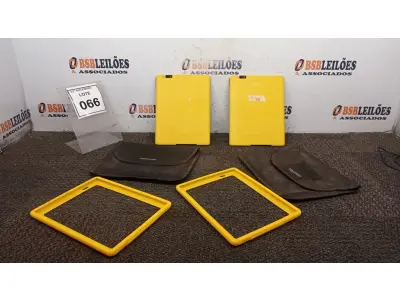 LOTE 066 - 02 TABLETS MARCA POSITIVO COM CAPA. (NO ESTADO) ATENÇÃO! FAZER A VISITAÇÃO ANTES DE ARREMATAR, NÃO SABEMOS SE FUNCIONA, LEILÃO NÃO TEM GARANTIA E NEM DEVOLUÇÃO, SUJEITO A POSSÍVEIS AVARIAS VISÍVEIS/OCULTAS E/OU AUSÊNCIA DE COMPONENTES.