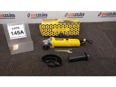 LOTE 145 - 01 ESMERILHADEIRA ANGULAR 850W 220V (PRODUTO NOVO). (NO ESTADO) ATENÇÃO! FAZER A VISITAÇÃO ANTES DE ARREMATAR, NÃO SABEMOS SE FUNCIONA, LEILÃO NÃO TEM GARANTIA E NEM DEVOLUÇÃO, SUJEITO A POSSÍVEIS AVARIAS VISÍVEIS/OCULTAS E/OU AUSÊNCIA DE COMPONENTES.