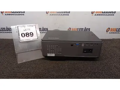 LOTE 089 - 01 PROJETOR MARCA MULTILASER. (NO ESTADO) ATENÇÃO! FAZER A VISITAÇÃO ANTES DE ARREMATAR, NÃO SABEMOS SE FUNCIONA, LEILÃO NÃO TEM GARANTIA E NEM DEVOLUÇÃO, SUJEITO A POSSÍVEIS AVARIAS VISÍVEIS/OCULTAS E/OU AUSÊNCIA DE COMPONENTES.