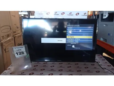 LOTE 128 - 01 TV PANASONIC. (NO ESTADO) ATENÇÃO! FAZER A VISITAÇÃO ANTES DE ARREMATAR, NÃO SABEMOS SE FUNCIONA, LEILÃO NÃO TEM GARANTIA E NEM DEVOLUÇÃO, SUJEITO A POSSÍVEIS AVARIAS VISÍVEIS/OCULTAS E/OU AUSÊNCIA DE COMPONENTES.