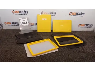 LOTE 057 - 02 TABLETS MARCA POSITIVO COM CAPA. (NO ESTADO) ATENÇÃO! FAZER A VISITAÇÃO ANTES DE ARREMATAR, NÃO SABEMOS SE FUNCIONA, LEILÃO NÃO TEM GARANTIA E NEM DEVOLUÇÃO, SUJEITO A POSSÍVEIS AVARIAS VISÍVEIS/OCULTAS E/OU AUSÊNCIA DE COMPONENTES.