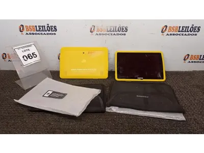 LOTE 065 - 02 TABLETS MARCA POSITIVO COM CAPA. (NO ESTADO) ATENÇÃO! FAZER A VISITAÇÃO ANTES DE ARREMATAR, NÃO SABEMOS SE FUNCIONA, LEILÃO NÃO TEM GARANTIA E NEM DEVOLUÇÃO, SUJEITO A POSSÍVEIS AVARIAS VISÍVEIS/OCULTAS E/OU AUSÊNCIA DE COMPONENTES.