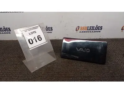 LOTE 016 - 01 NOTEBOOK ULTRAPORTÁTIL MARCA SONY VAIO. (NO ESTADO) ATENÇÃO! FAZER A VISITAÇÃO ANTES DE ARREMATAR, NÃO SABEMOS SE FUNCIONA, LEILÃO NÃO TEM GARANTIA E NEM DEVOLUÇÃO, SUJEITO A POSSÍVEIS AVARIAS VISÍVEIS/OCULTAS E/OU AUSÊNCIA DE COMPONENTES.