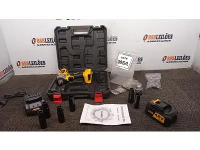 LOTE 085 - 01 CHAVE DE IMPACTO 48V A BATERIAS COM MALETA E ACESSÓRIOS (PRODUTO NOVO). (NO ESTADO) ATENÇÃO! FAZER A VISITAÇÃO ANTES DE ARREMATAR, NÃO SABEMOS SE FUNCIONA, LEILÃO NÃO TEM GARANTIA E NEM DEVOLUÇÃO, SUJEITO A POSSÍVEIS AVARIAS VISÍVEIS/OCULTAS E/OU AUSÊNCIA DE COMPONENTES.