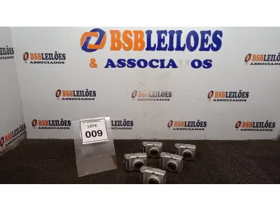 LOTE 009 - 05 CÂMERAS FOTOGRÁFICAS MODELO POWERSHOT A520 MARCA CANON (NO ESTADO) ATENÇÃO! FAZER A VISITAÇÃO ANTES DE ARREMATAR, NÃO SABEMOS SE FUNCIONA, LEILÃO NÃO TEM GARANTIA E NEM DEVOLUÇÃO, SUJEITO A POSSÍVEIS AVARIAS VISÍVEIS/OCULTAS E/OU AUSÊNCIA DE COMPONENTES.