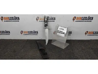 LOTE 020 - 01 FACA IMPORTADA AÇO INOXIDÁVEL CABO EM MADEIRA COM GUARDA E POMO FULL TANG BAINHA DE NYLON TAMANHO TOTAL 30CM PESO 288G JÁ AFIADA  