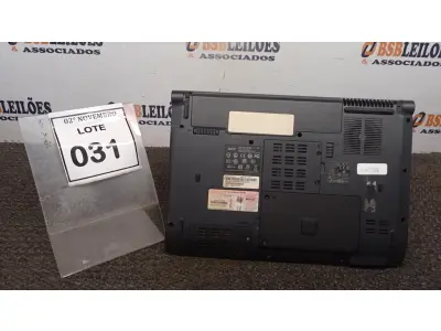 LOTE 031 - 01 NOTEBOOK MARCA ACER. (NO ESTADO) ATENÇÃO! FAZER A VISITAÇÃO ANTES DE ARREMATAR, NÃO SABEMOS SE FUNCIONA, LEILÃO NÃO TEM GARANTIA E NEM DEVOLUÇÃO, SUJEITO A POSSÍVEIS AVARIAS VISÍVEIS/OCULTAS E/OU AUSÊNCIA DE COMPONENTES.