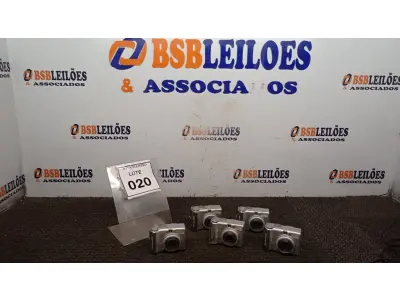 LOTE 020 - 05 CÂMERAS FOTOGRÁFICAS MODELO POWERSHOT A520 MARCA CANON (NO ESTADO) ATENÇÃO! FAZER A VISITAÇÃO ANTES DE ARREMATAR, NÃO SABEMOS SE FUNCIONA, LEILÃO NÃO TEM GARANTIA E NEM DEVOLUÇÃO, SUJEITO A POSSÍVEIS AVARIAS VISÍVEIS/OCULTAS E/OU AUSÊNCIA DE COMPONENTES.