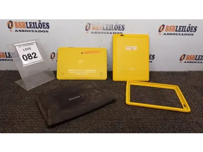 LOTE 082 - 02 TABLETS MARCA POSITIVO COM CAPA. (NO ESTADO) ATENÇÃO! FAZER A VISITAÇÃO ANTES DE ARREMATAR, NÃO SABEMOS SE FUNCIONA, LEILÃO NÃO TEM GARANTIA E NEM DEVOLUÇÃO, SUJEITO A POSSÍVEIS AVARIAS VISÍVEIS/OCULTAS E/OU AUSÊNCIA DE COMPONENTES.
