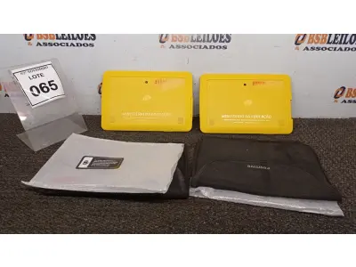 LOTE 065 - 02 TABLETS MARCA POSITIVO COM CAPA. (NO ESTADO) ATENÇÃO! FAZER A VISITAÇÃO ANTES DE ARREMATAR, NÃO SABEMOS SE FUNCIONA, LEILÃO NÃO TEM GARANTIA E NEM DEVOLUÇÃO, SUJEITO A POSSÍVEIS AVARIAS VISÍVEIS/OCULTAS E/OU AUSÊNCIA DE COMPONENTES.