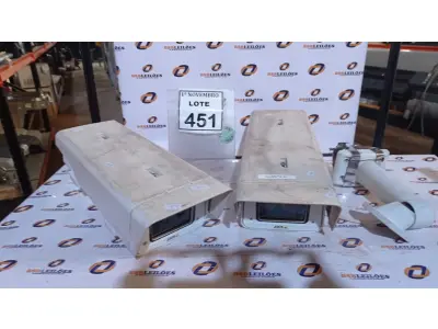 LOTE 451 - 02 CÂMERAS DE MONITORAMENTO MARCA AXIS. (NO ESTADO) ATENÇÃO! FAZER A VISITAÇÃO ANTES DE ARREMATAR, NÃO SABEMOS SE FUNCIONA, LEILÃO NÃO TEM GARANTIA E NEM DEVOLUÇÃO, SUJEITO A POSSÍVEIS AVARIAS VISÍVEIS/OCULTAS E/OU AUSÊNCIA DE COMPONENTES.