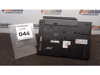 LOTE 044 - 01 NOTEBOOK MARCA LENOVO SÉRIE THINKPAD. (NO ESTADO) ATENÇÃO! FAZER A VISITAÇÃO ANTES DE ARREMATAR, NÃO SABEMOS SE FUNCIONA, LEILÃO NÃO TEM GARANTIA E NEM DEVOLUÇÃO, SUJEITO A POSSÍVEIS AVARIAS VISÍVEIS/OCULTAS E/OU AUSÊNCIA DE COMPONENTES.