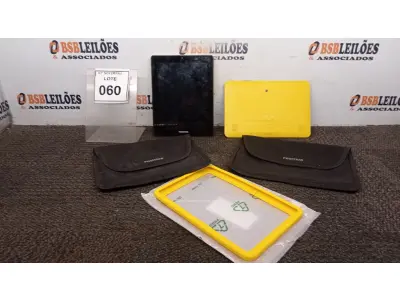 LOTE 060 - 02 TABLETS MARCA POSITIVO COM CAPA. (NO ESTADO) ATENÇÃO! FAZER A VISITAÇÃO ANTES DE ARREMATAR, NÃO SABEMOS SE FUNCIONA, LEILÃO NÃO TEM GARANTIA E NEM DEVOLUÇÃO, SUJEITO A POSSÍVEIS AVARIAS VISÍVEIS/OCULTAS E/OU AUSÊNCIA DE COMPONENTES.