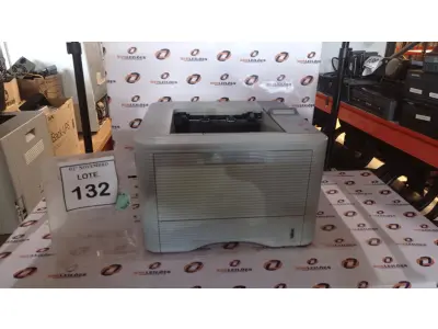 LOTE 132 - 01 IMPRESSORA MODELO ML-3750ND MARCA SAMSUNG. (NO ESTADO) ATENÇÃO! FAZER A VISITAÇÃO ANTES DE ARREMATAR, NÃO SABEMOS SE FUNCIONA, LEILÃO NÃO TEM GARANTIA E NEM DEVOLUÇÃO, SUJEITO A POSSÍVEIS AVARIAS VISÍVEIS/OCULTAS E/OU AUSÊNCIA DE COMPONENTES.